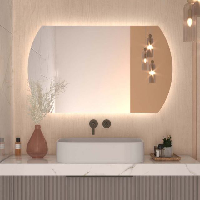 Atypischer Spiegel mit LED-Beleuchtung A4