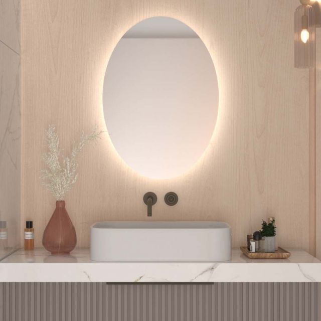 Ovaler Spiegel mit LED-Beleuchtung A12